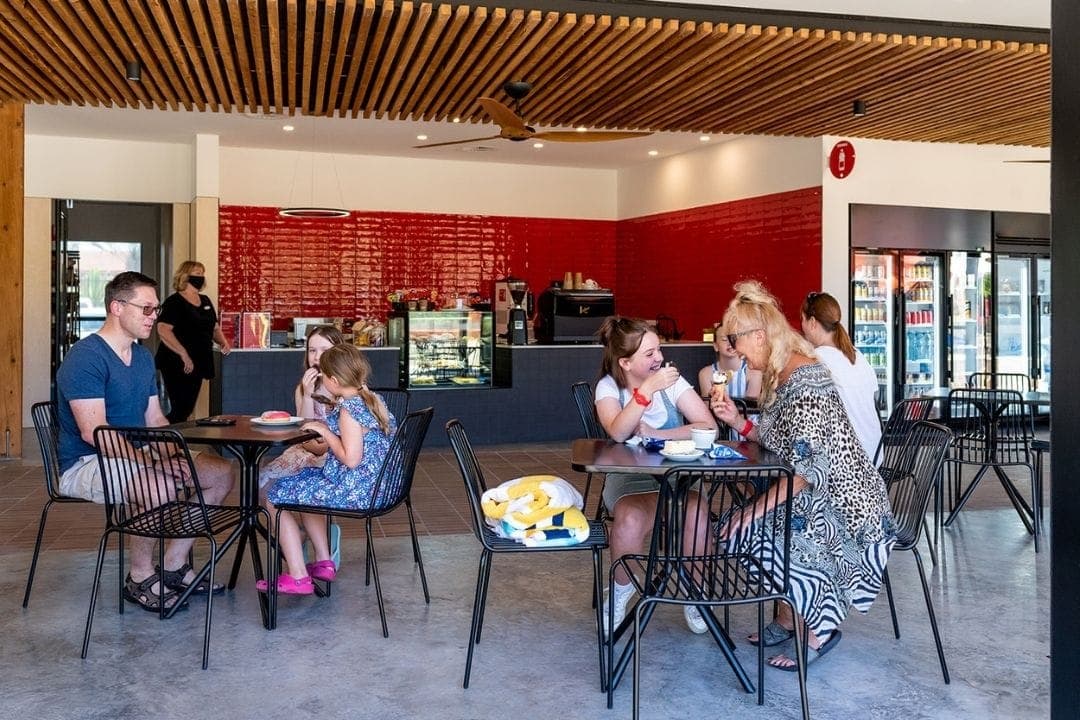 Cafe Gallery