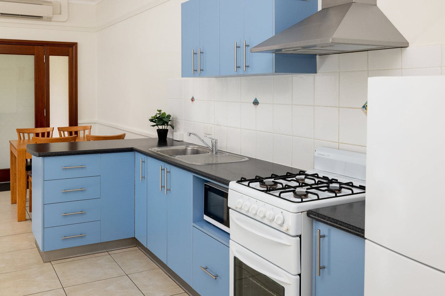 2 Bedroom Duplex Kitchen