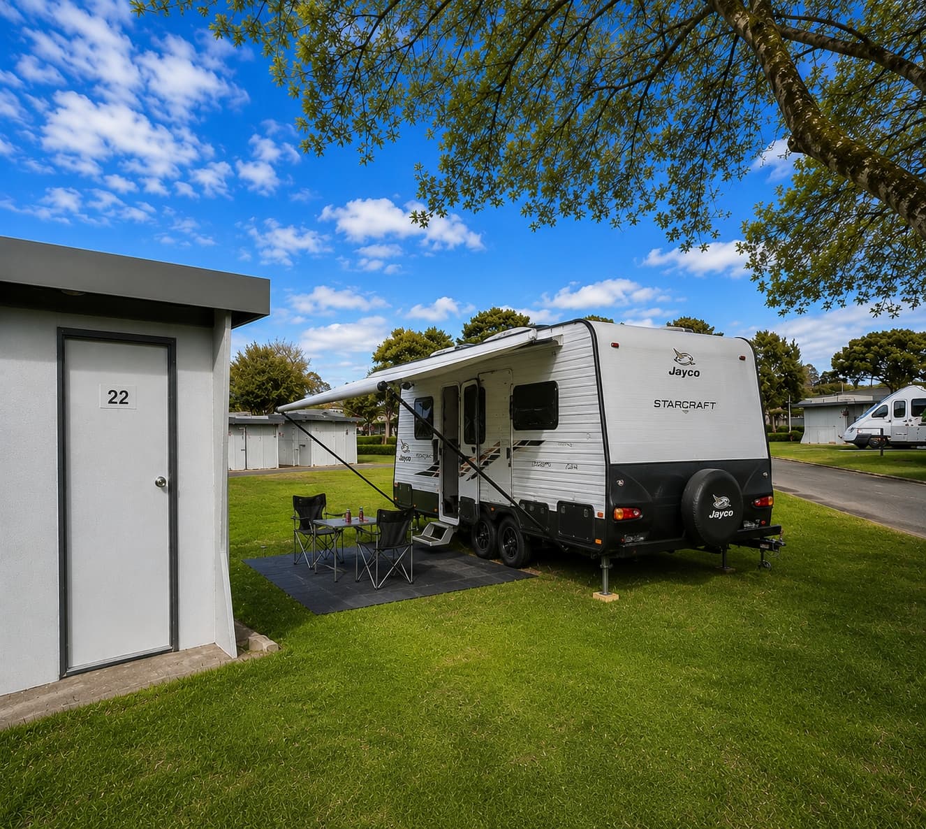 Ensuite grass site - Tasman Holiday Parks - BIG4 Warrnambool.