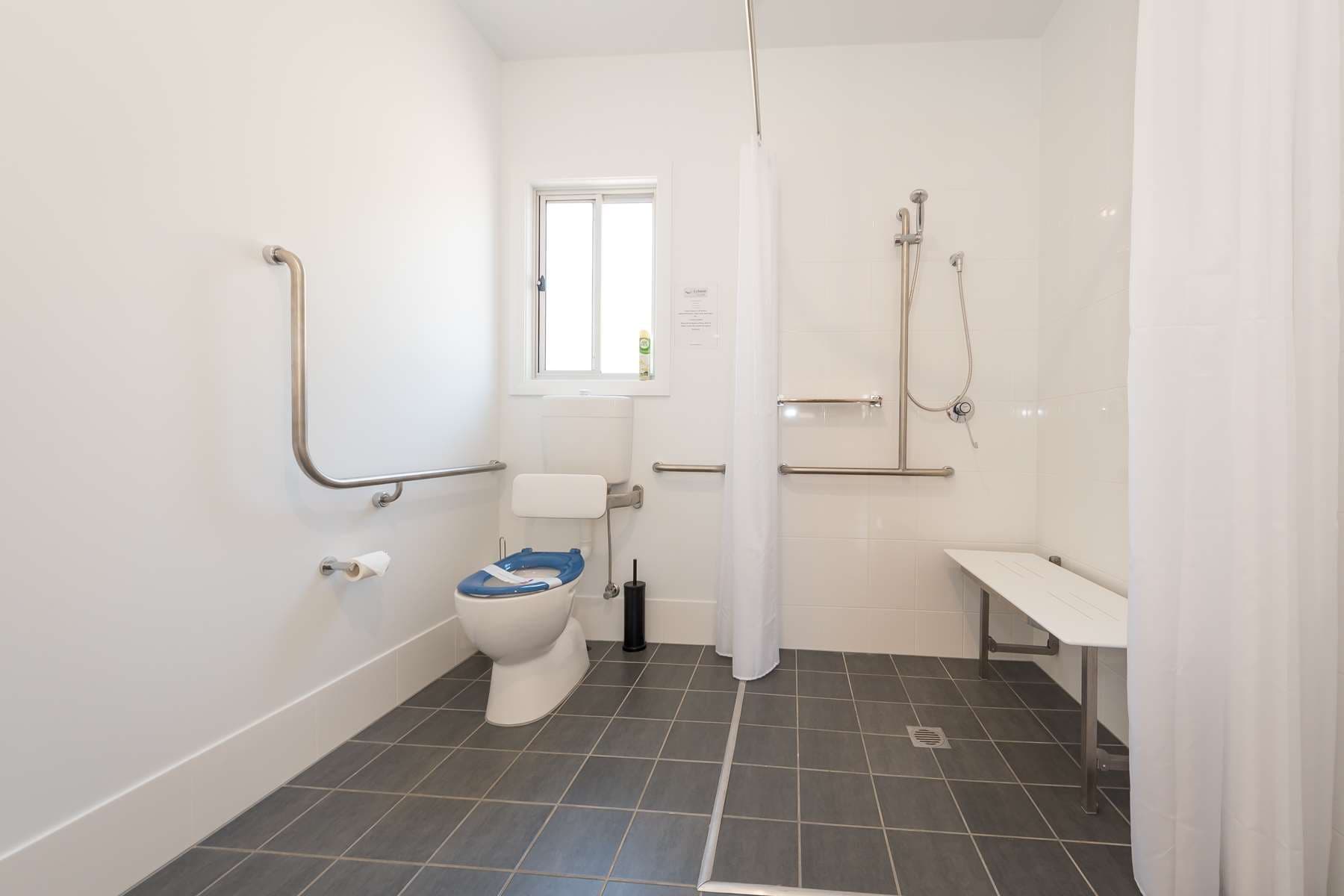 Accessible Executive Villa Bathroom
