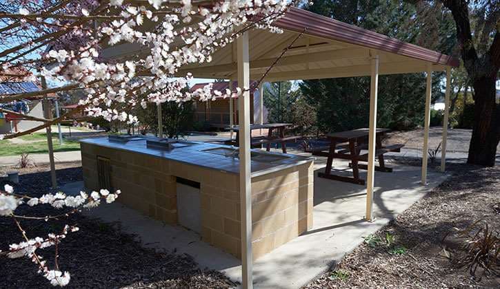 725X420 0038 NRMA BP Facilities Bbqs (2)