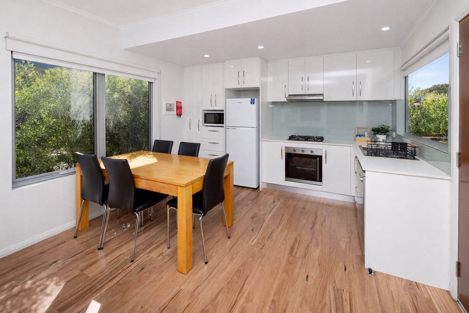 Accessible 2BR Deluxe Villa Kitchen Dining