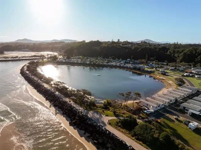 Lagoon Nambucca.jpg