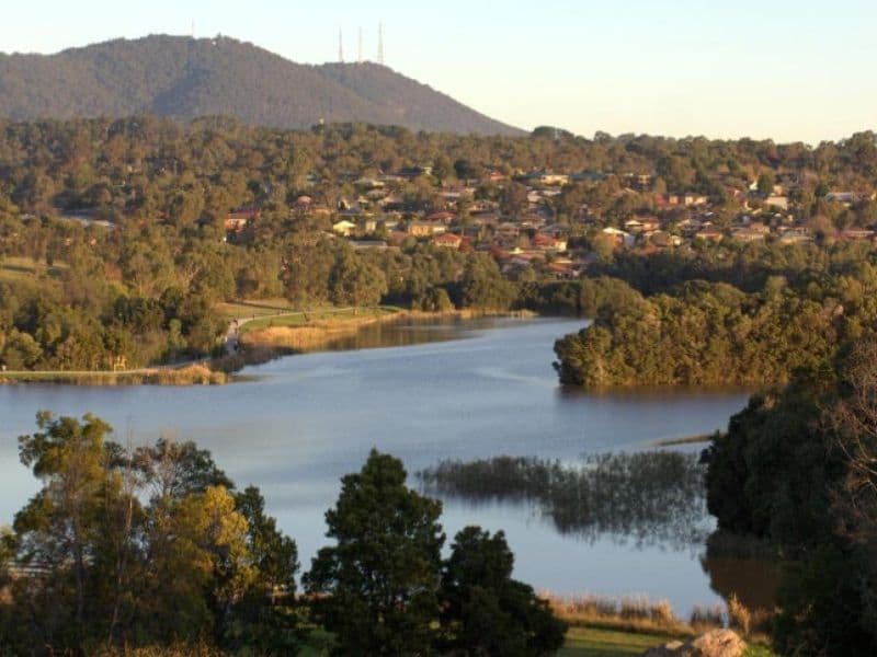 Road trip through Lilydale to Eildon