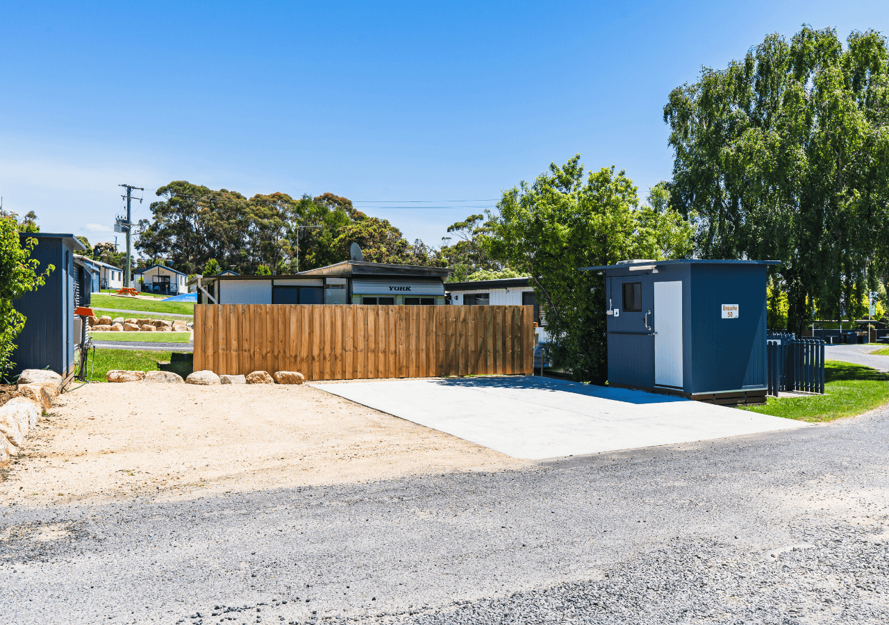 Ensuite Site with large Concrete pad for Caravan