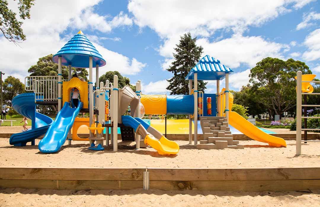 Bluelake Playground