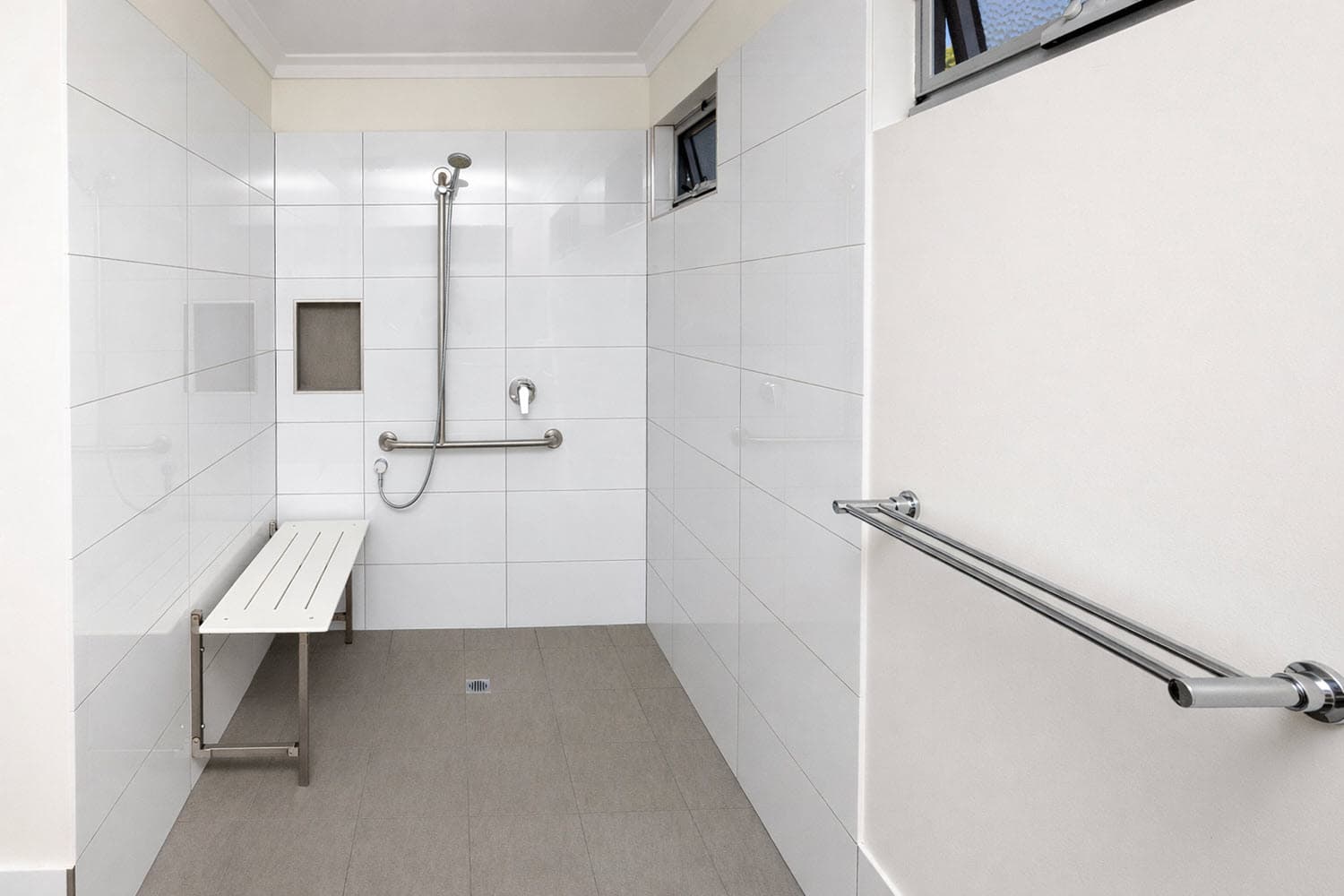 Accessible 2BR Deluxe Villa Bathroom