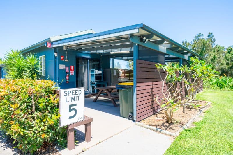 Two Shores Holiday Village Park 7 800X534
