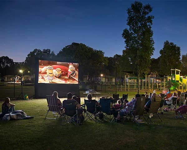 BB 0015 ECH Facility Cinema 02