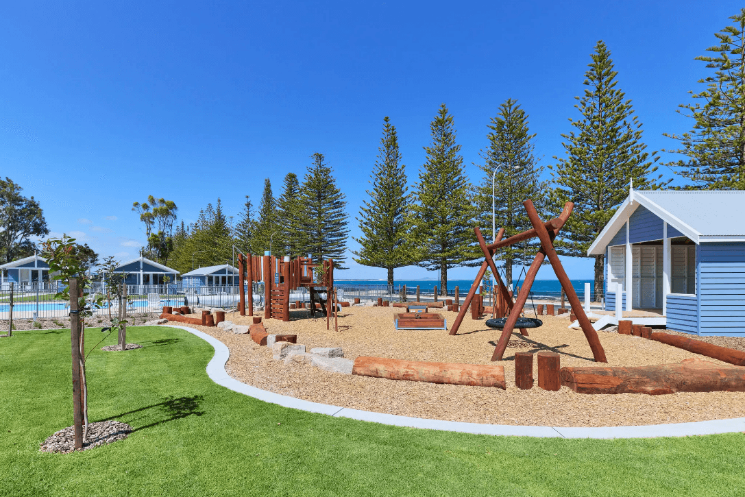 Playground (1)