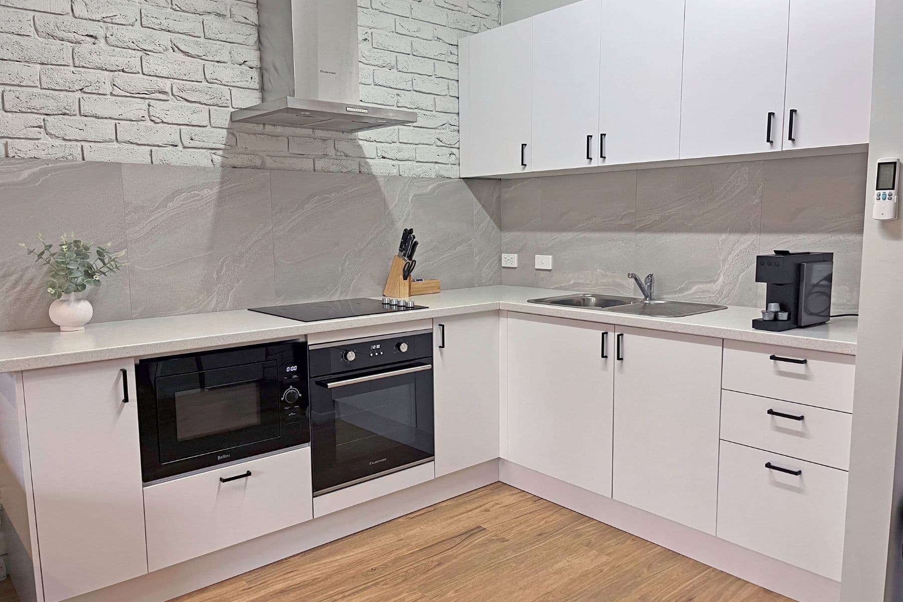 Superior Family Unit (2BR)