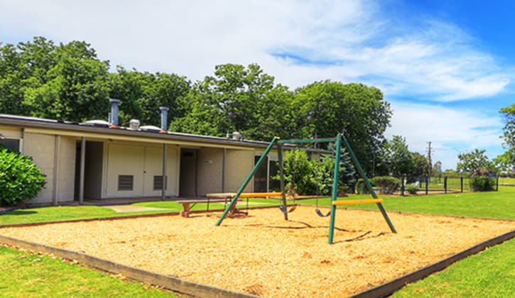 725X420 BND Playground