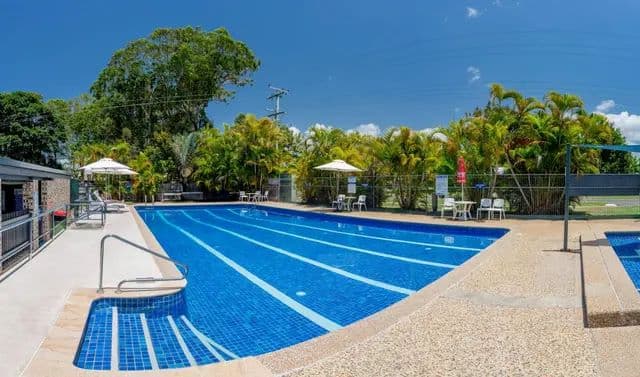 Swimming Pool Noosa North.jpg