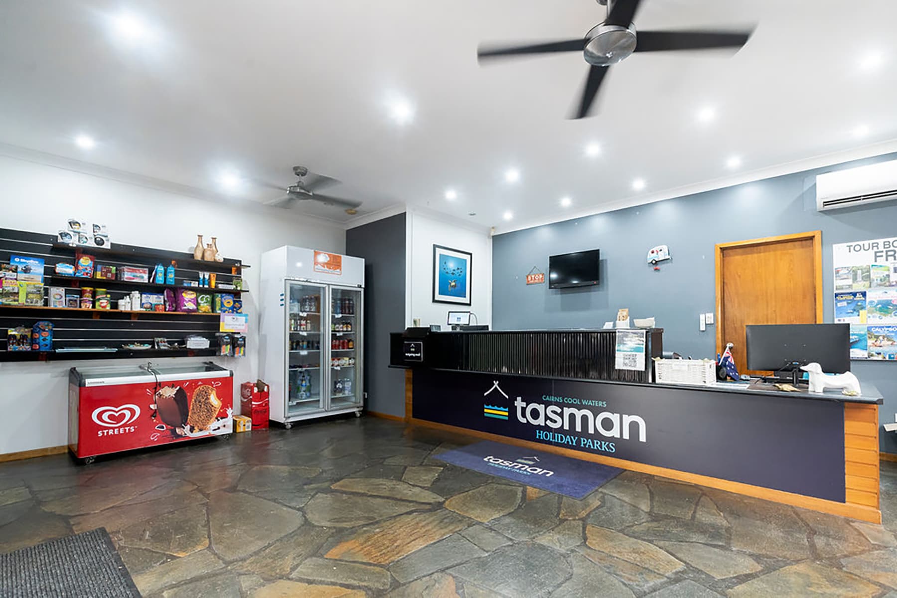 THP Cairnscoolwaters Reception 4 1800
