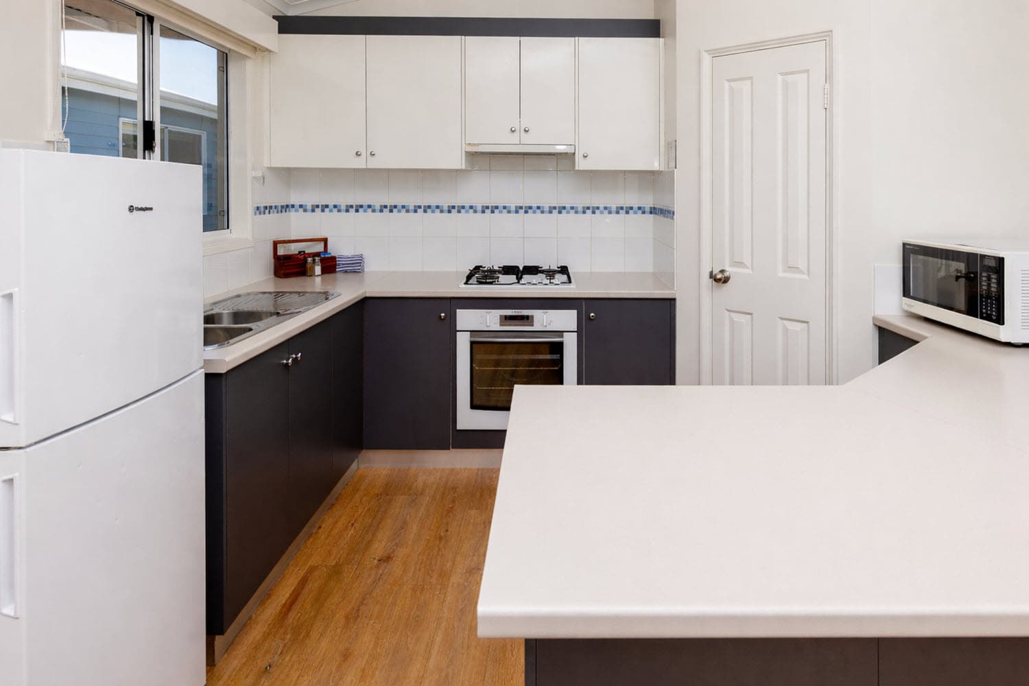 2 Bedroom Holiday Home Kitchen