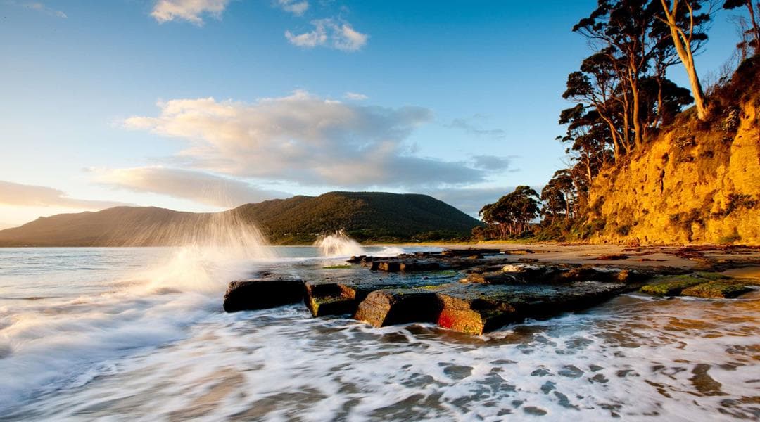 Tessellated Pavement Credit Tourism Tasmania Andrew Mcintosh, Ocean Photography 2400 1600 60 Int