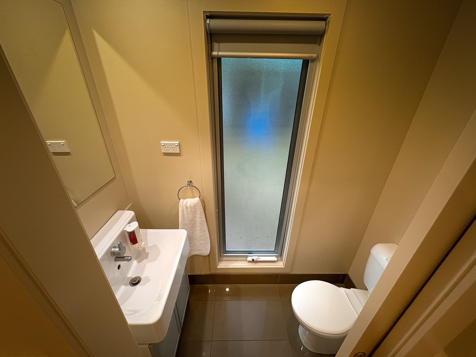 Bimbi Park 3 Bedroom Deluxe Cabin - Seperate Toilet