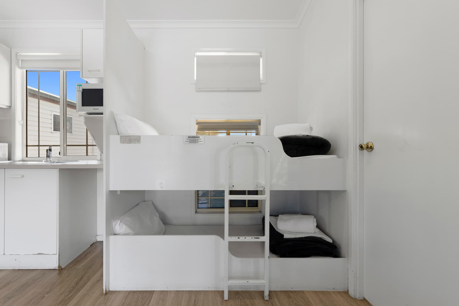 1 Bedroom Standard Cabin Bunk Beds