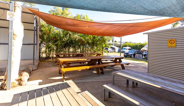 725X420 Airlie Beach Holiday Park ENTERTAINMENT AREA 2