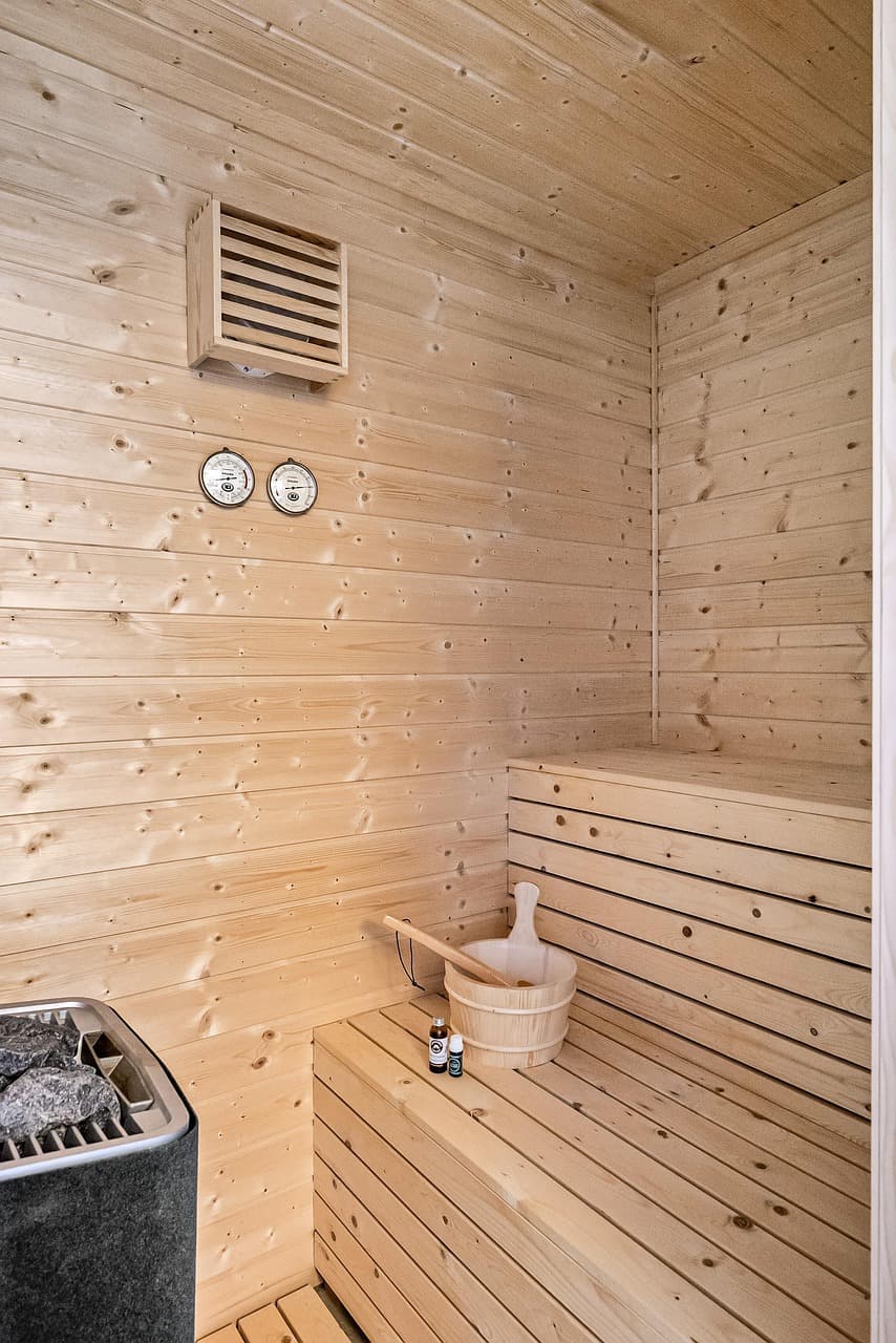 Sauna Bucket and coals.jpg
