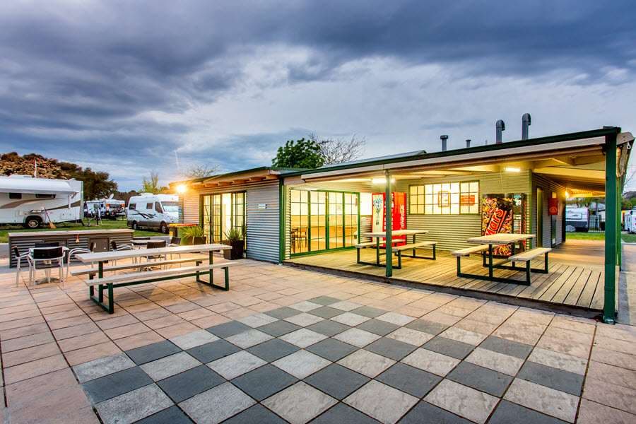 BIG4 Ballarat BBQ And Camp Kitchen 900Px 11