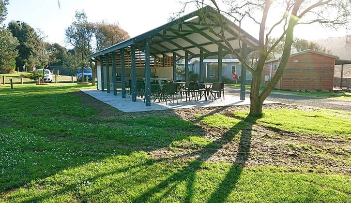 725X420 0005 NRMA POC Camp Kitchen 3